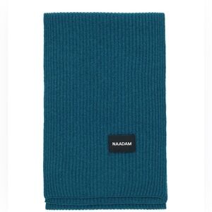 Naadam Signature Cashmere Ribbed Scarf in blue EUC